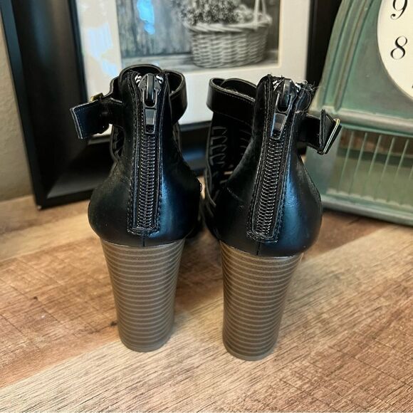 American Eagle black heeled Sandals 7 - Picture 6 of 8